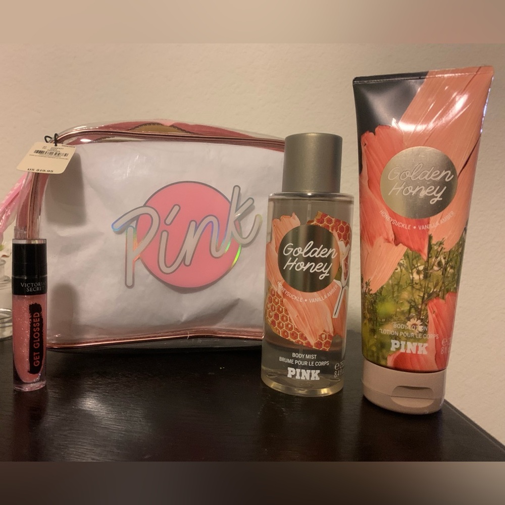 pink cosmetic bag Gift set all included New W Tags